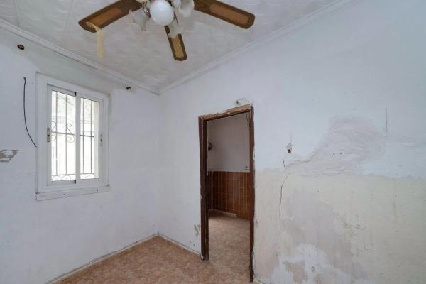 Chalet pareado en calle Gabriel Miró