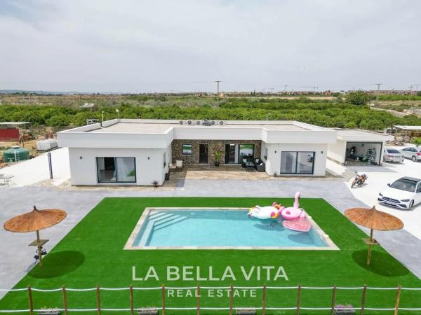 Casa independiente en Vía