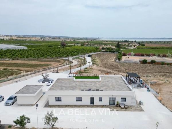 Casa independiente en Vía