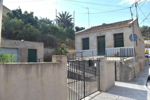 Chalet adosado en calle Vistabella, 18