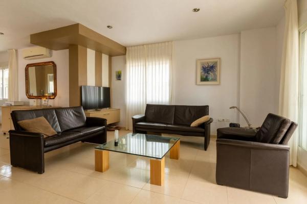 Casa independiente en travesía Calle Rubi, 8