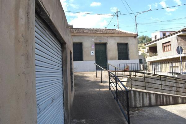 Chalet adosado en calle Vistabella, 18