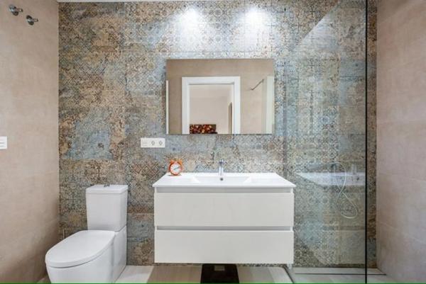 Chalet adosado en calle Rosalia de Castro