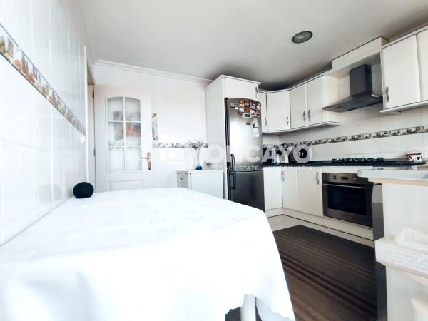 Piso en calle Ramón y Cajal