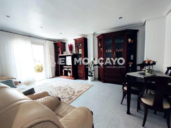 Piso en calle Ramón y Cajal