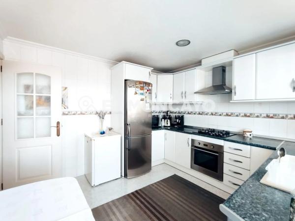 Piso en calle Ramón y Cajal