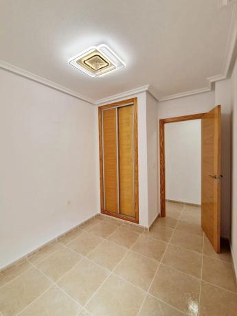 Piso en calle Reina Sofía