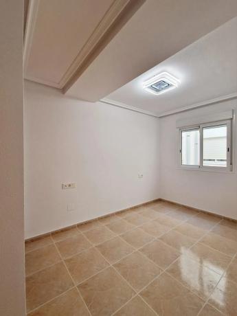 Piso en calle Reina Sofía