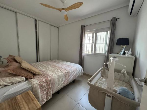 Casa independiente en calle Luis Buñuel