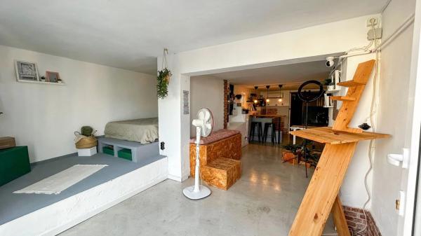 Chalet en calle Oslo - Urb. La Marina s/n