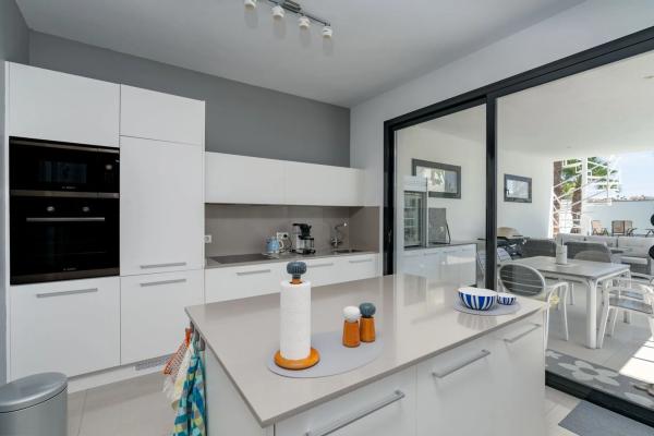 Casa independiente en calle Berruguete, 13