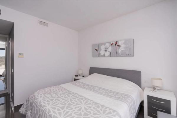 Casa independiente en calle Berruguete, 13