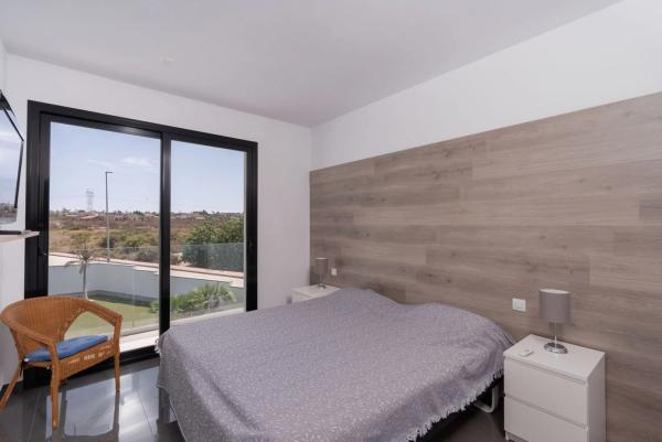 Casa independiente en calle Berruguete, 13