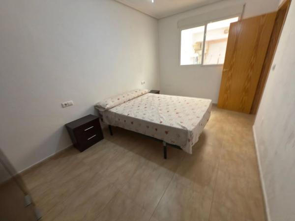 Piso en calle Crevillente, 84