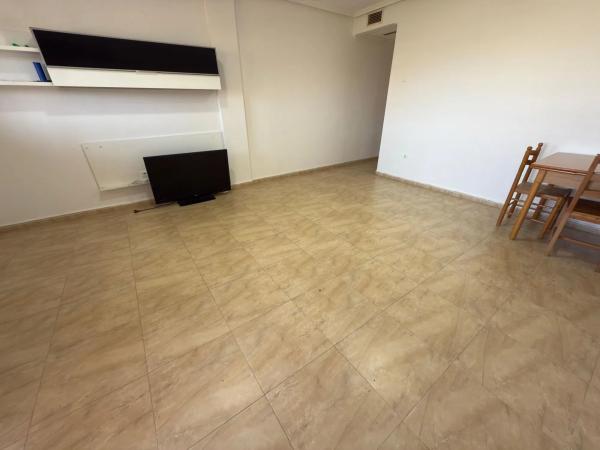 Piso en calle Crevillente, 84