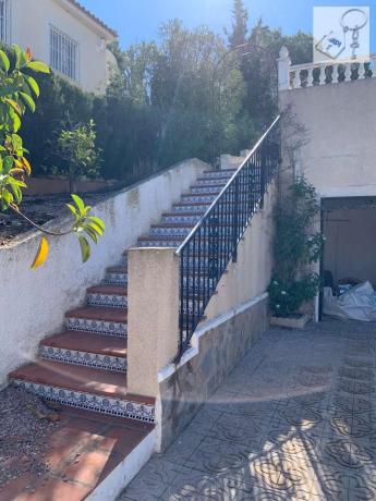 Casa independiente en calle Dinamarca