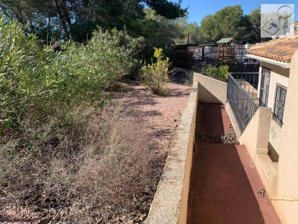 Casa independiente en calle Dinamarca