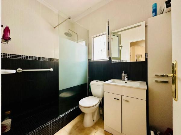 Chalet pareado en calle Claveles Balcón Costa, 27