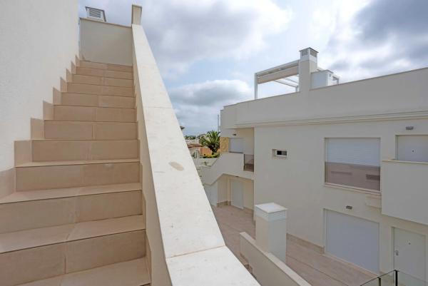 Ático en C. Orouídea