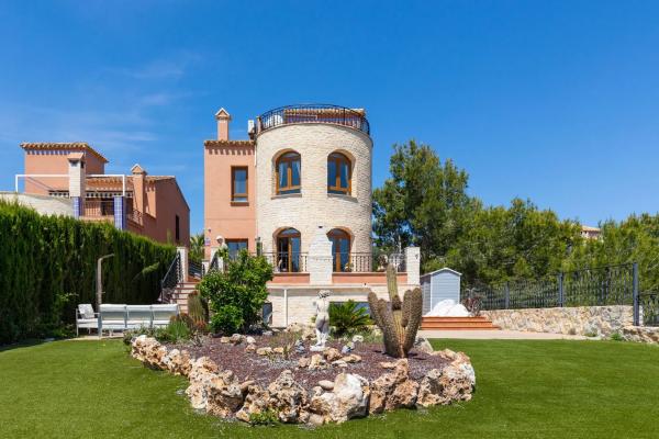 Casa independiente en calle los Marines, 86