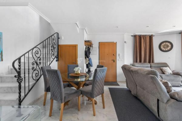 Casa independiente en calle los Marines, 86