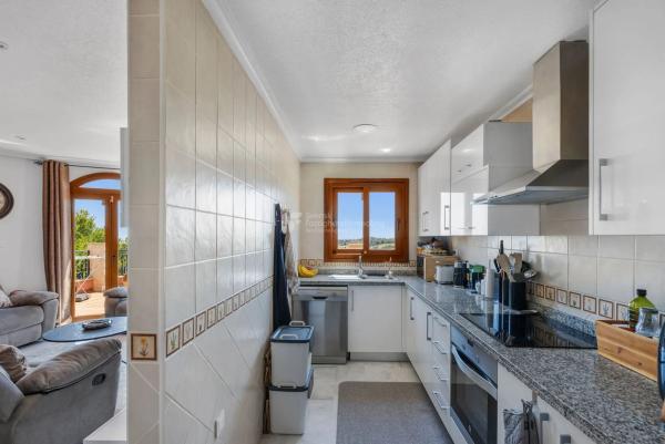 Casa independiente en calle los Marines, 86