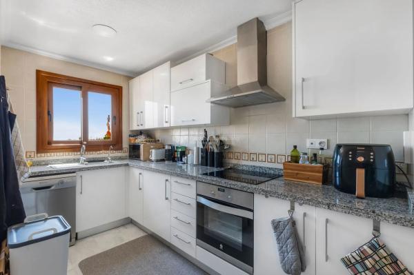 Casa independiente en calle los Marines, 86