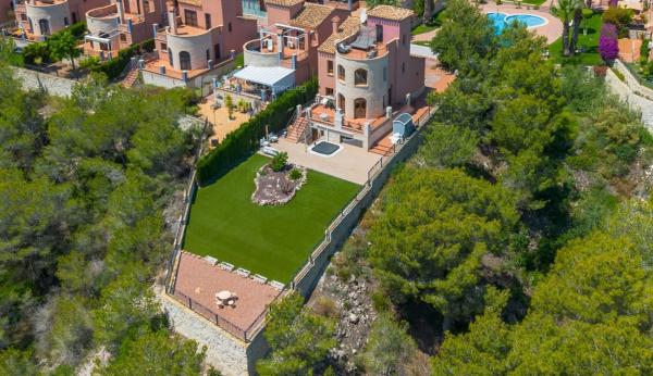 Casa independiente en calle los Marines, 86