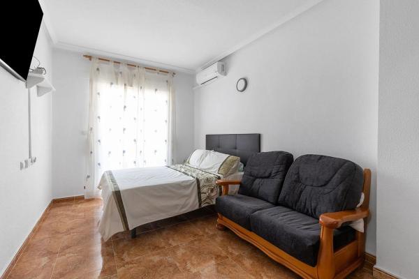 Estudio en calle Joaquín Chapaprieta, 148