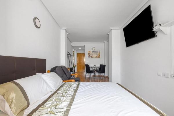 Estudio en calle Joaquín Chapaprieta, 148