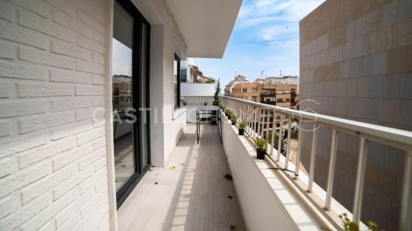 Ático en calle Fotógrafos Darblade, 1