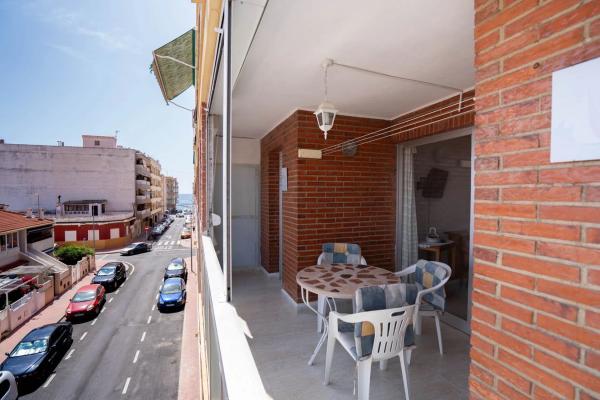 Piso en calle Almoradí