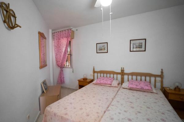 Piso en calle Almoradí