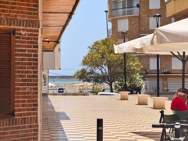 Piso en calle San Miguel de Salinas