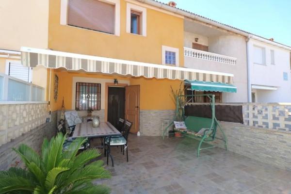 Chalet en calle Urbano Arregui