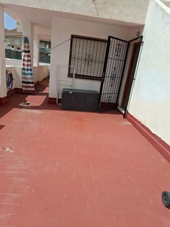 Dúplex en calle Jacarilla, 5