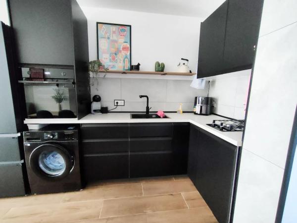 Estudio en avenida de Inglaterra