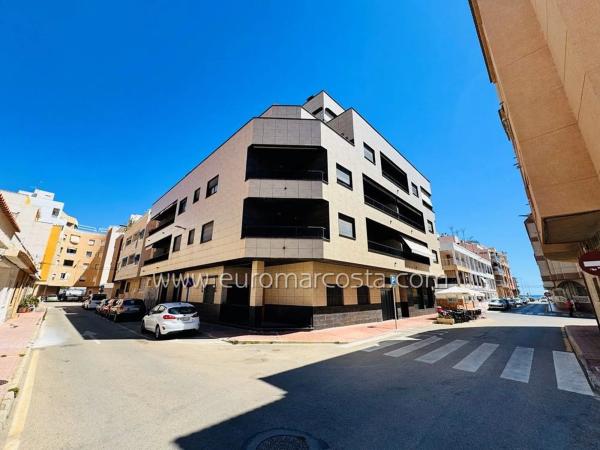 Piso en avenida del Mediterráneo