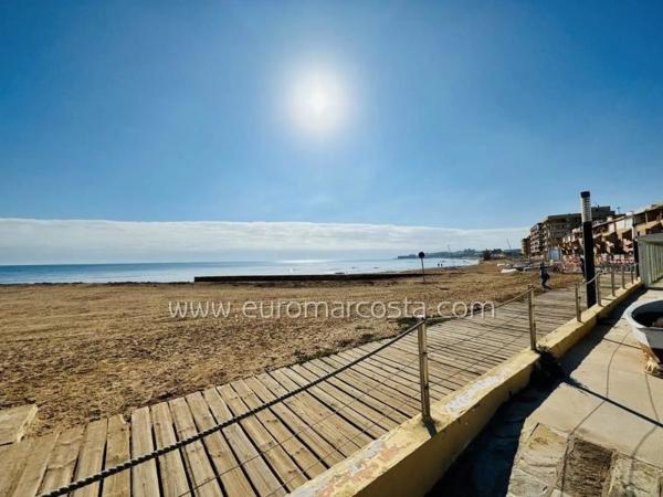 Piso en avenida del Mediterráneo