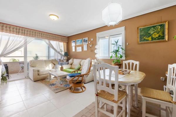 Ático en Barrio Cabo Cervera