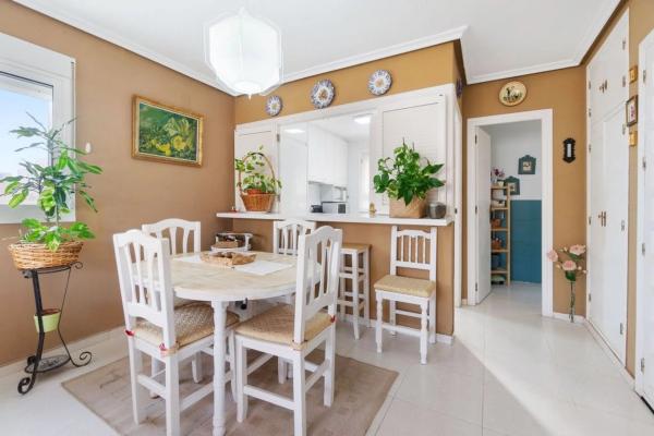 Ático en Barrio Cabo Cervera