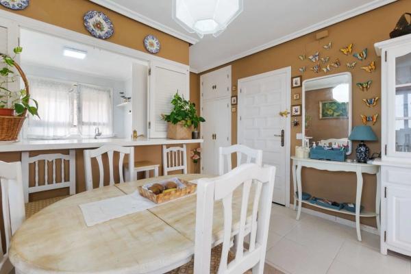 Ático en Barrio Cabo Cervera