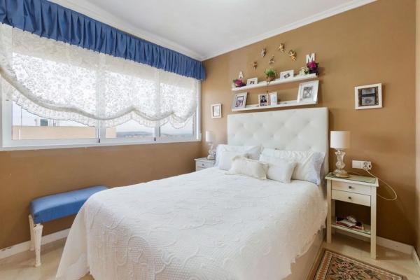 Ático en Barrio Cabo Cervera