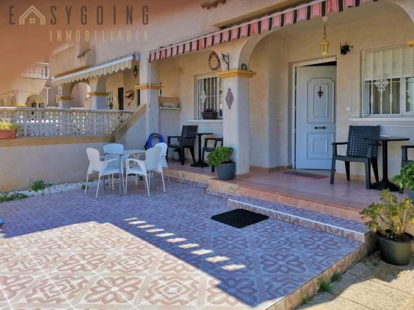 Chalet adosado en calle las Abubillas