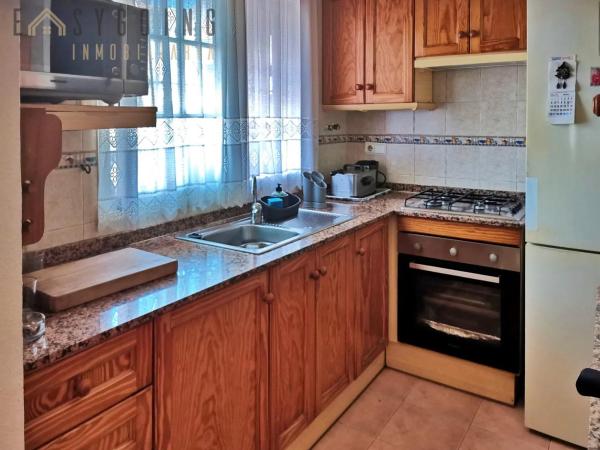 Chalet adosado en calle las Abubillas