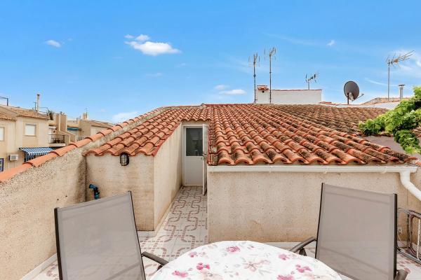 Chalet adosado en calle Lejona s/n