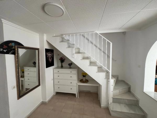 Chalet adosado en calle Liszt, 199