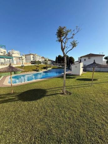 Chalet en Urbanización Lago Jardín 2 M4