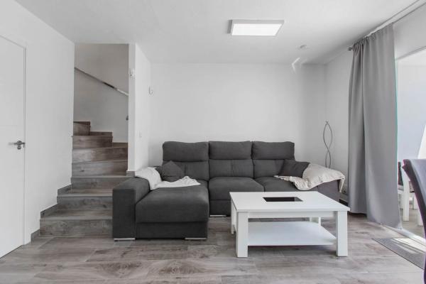 Dúplex en Barrio Los Balcones - Los Altos del Edén