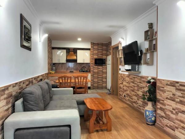 Casa independiente en calle Daimiel, 83